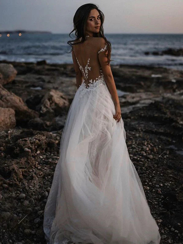 Luolandi Elegant Romantic Tulle V-Neck Appliqued A-line Wedding Dresses Floor Length With Train