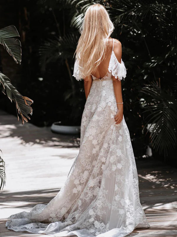 Luolandi Romantic Spaghetti Straps Floral Lace Long Wedding Dresses Floor Length Elegant Beautiful