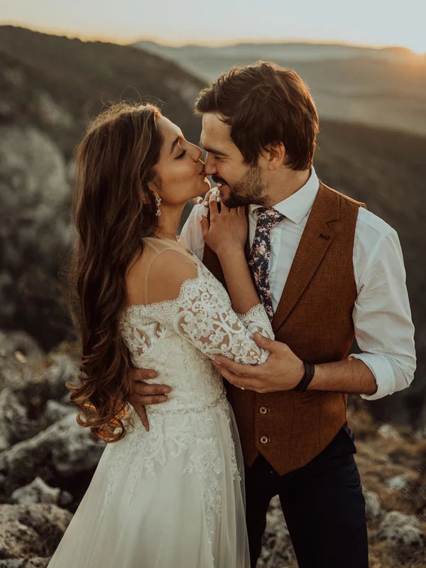 Luolandi Elegant Long Sleeves Lace Illusion Backless Wedding Dresses A-line Bridal Gowns Beautiful