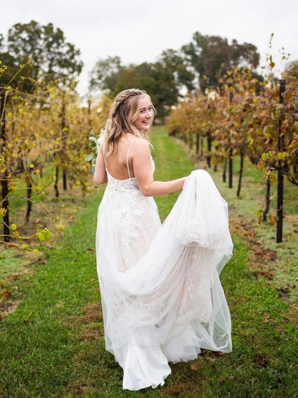 Luolandi Elegant Tulle Spaghetti Straps Neckline Backless A-line Wedding Dresses With Appliques Beautiful