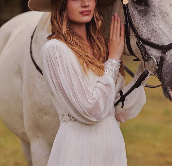 Luolandi Boho Lace Wedding Dress With V-Neck And Long Sleeves Floor Length Elegant