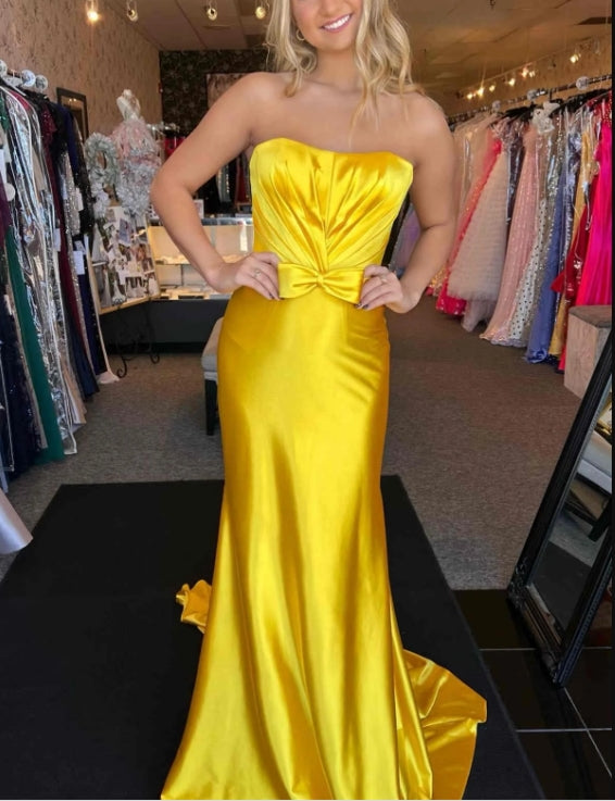 Luolandi Yellow Strapless Pleated Bow Mermaid Long Prom Dress Off Shoulder Evening Dress Party Dress