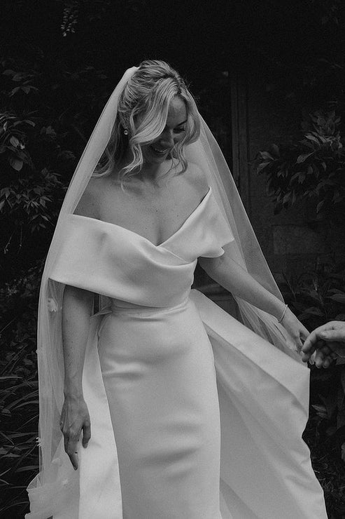 Luolandi Simple Mermaid Off the Shoulder Satin Wedding Dresses Long Sexy