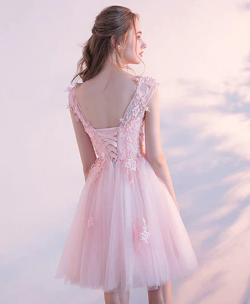 Luolandi Pink Tulle with Lace and Flowers Short Prom Dresses Homecoming Dress Beautiful