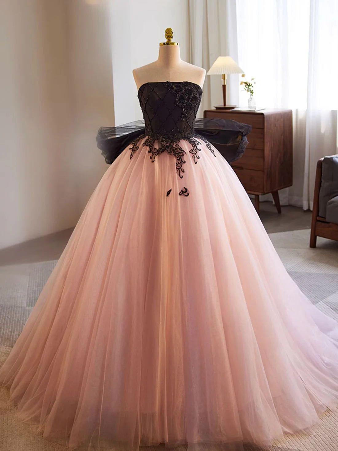 Luolandi Pink A-Line Tulle Lace Long Prom Dress Formal Dress Off Shoulder With Flowers And Bow(s)