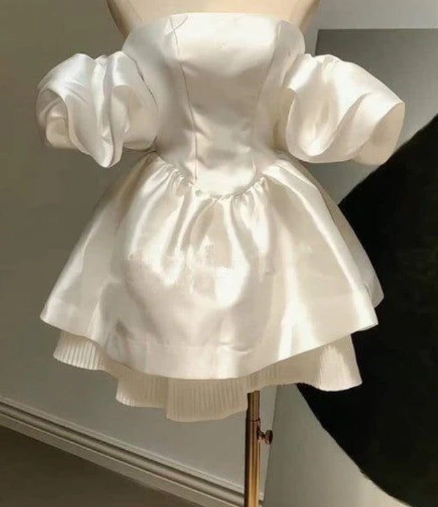 Luolandi Lovely Off Shoulder A-Line Satin Homecoming Dress Birthday Outfit Party Dress No With Neck accessories