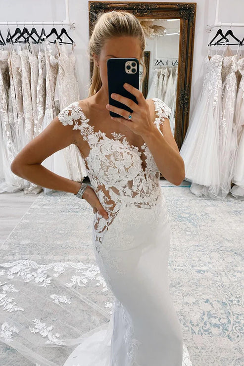 Luolandi Mermaid Deep V-Neck Backless Long Wedding Dress with Lace Beautiful