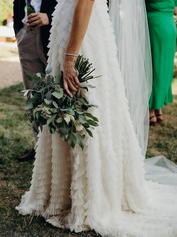 Luolandi Elegant V-Neck Sleeveless Backless Tiered Tulle Wedding Dresses Tasseled Gowns Sexy