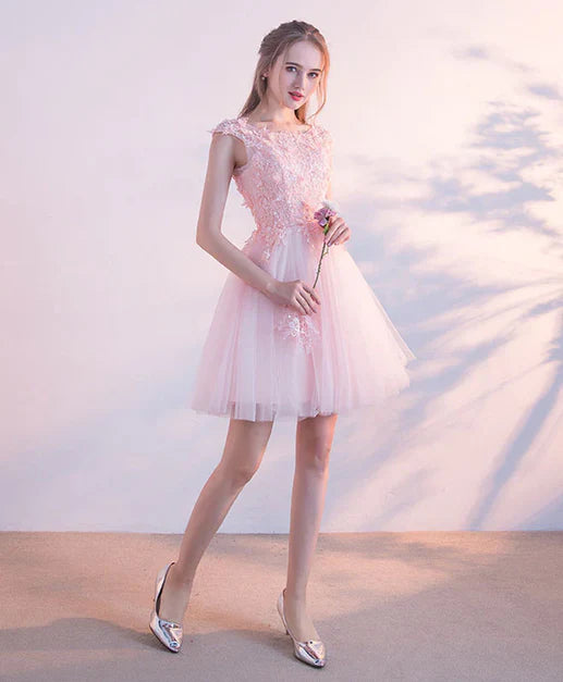 Luolandi Pink Tulle with Lace and Flowers Short Prom Dresses Homecoming Dress Beautiful