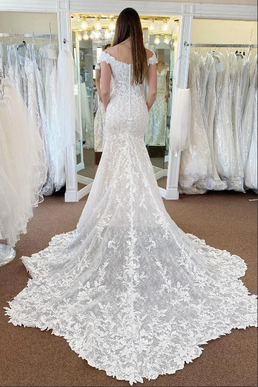 Luolandi Exquisite Off-The-Shoulder Long Lace Mermaid Wedding Dress Floor Length with Appliques Elegant