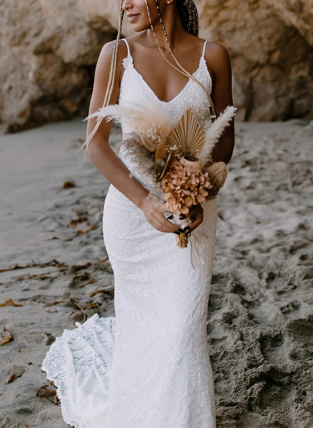 Luolandi Boho Lace Open Back Mermaid Wedding Dresses With Court Train Sleeveless Floor Length Elegant