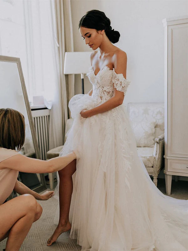 Luolandi Simple Sweetheart Neckline A-line Wedding Dresses With Appliques Off Shoulder Elegant