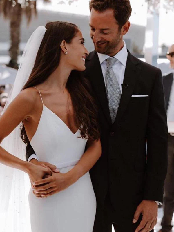 Luolandi Elegant Sheath Spaghetti Straps V-neck Long Wedding Dresses Simple Bridal Gowns