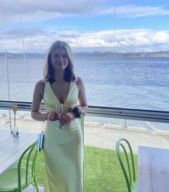 Luolandi Dress Yellow Simple Prom Dress V Neck Evening Dress Charming Formal Party Dress