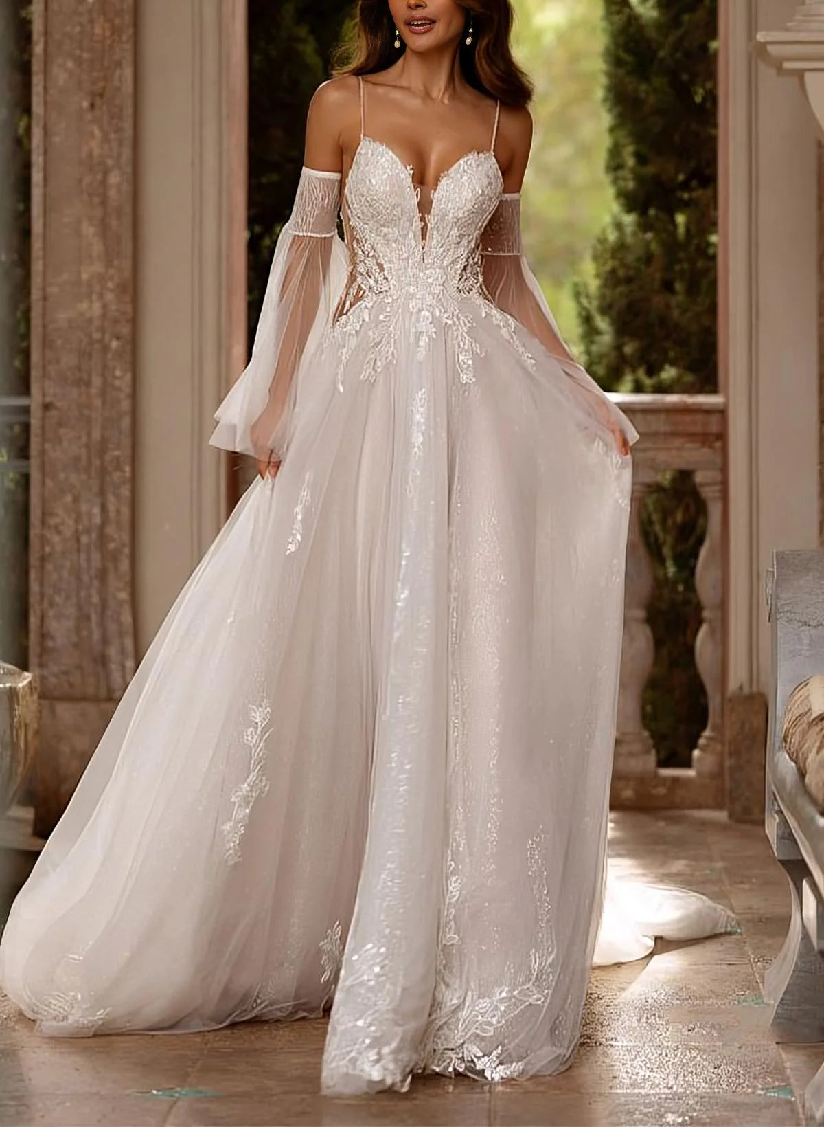 Luolandi Sweetheart Court Train Wedding Dresses With Appliques Lace Floor Length Sexy