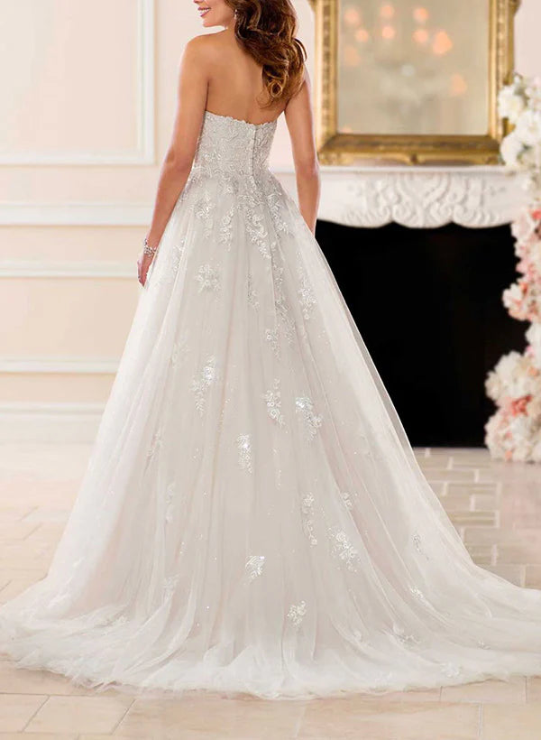 Luolandi A-Line Strapless Sleeveless Tulle Lace Court Train Wedding Dresses With Appliques Lace Off Shoulder