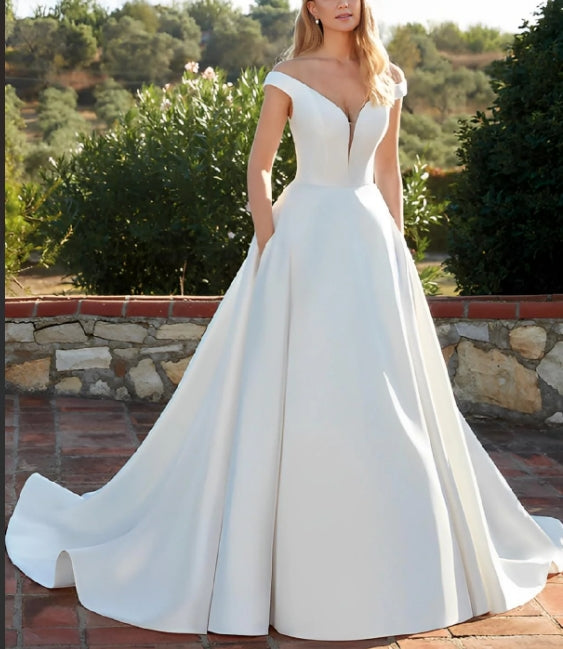 Luolandi Satin Off-The-Shoulder Ball-Gown Boho Wedding Dresses V-neck Floor Length Simple With Pockets