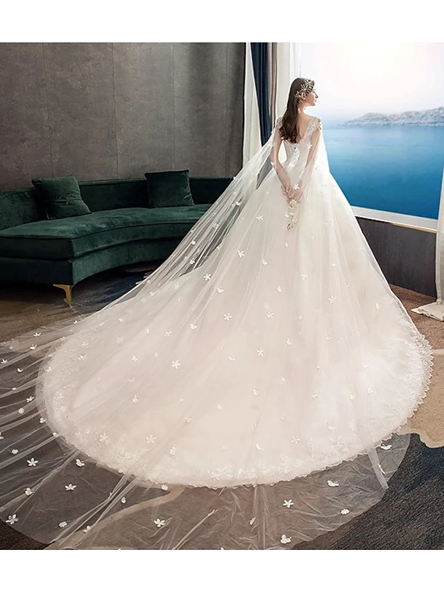 Luolandi Princess Ball Gown Wedding Dresses Jewel Neck Chapel Train Lace Tulle Sleeveless Formal Luxurious