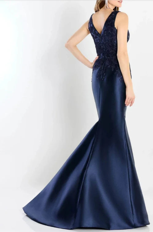 Luolandi Satin Embroidered Mermaid V-Neck Formal Evening Gown Sleeveless Elegant Mother of the Bride Dress