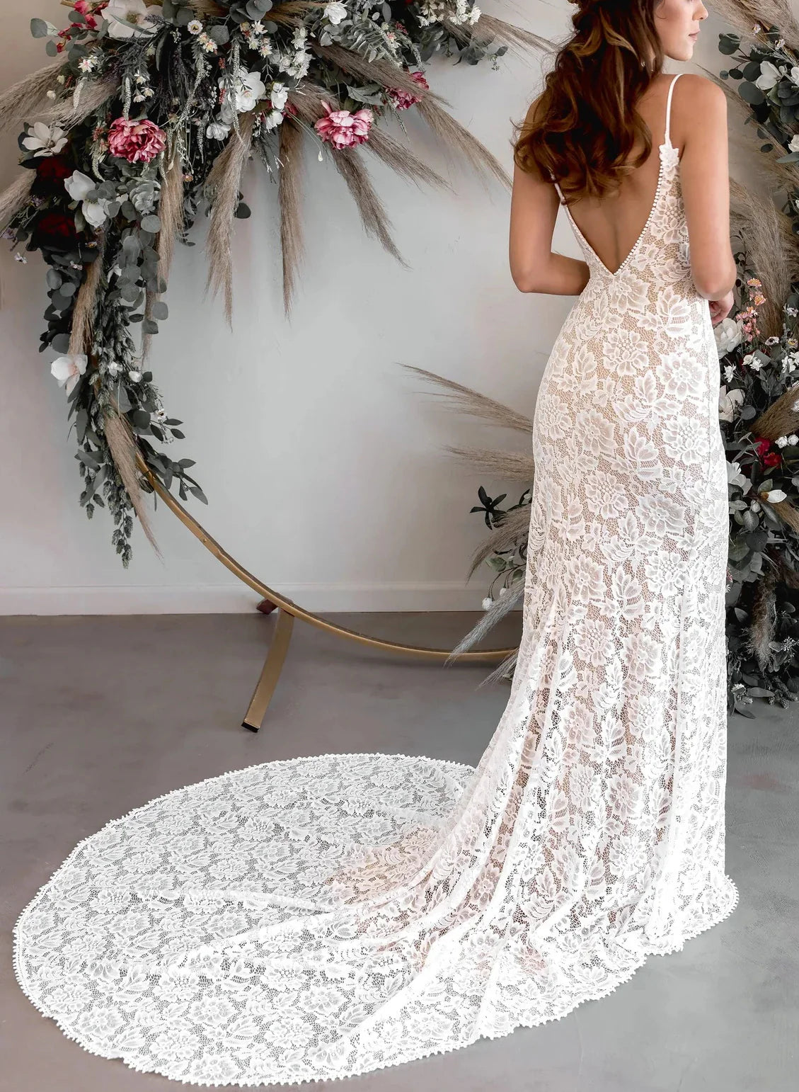 Luolandi Boho Lace Open Back Mermaid Wedding Dresses With Court Train Sleeveless Floor Length Elegant