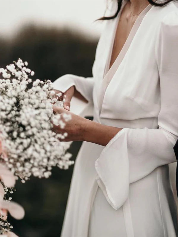 Luolandi Stunning Chiffon A-line Wedding Dresses V-neck Long Bridal Gowns Formal Dress With Slit Sexy