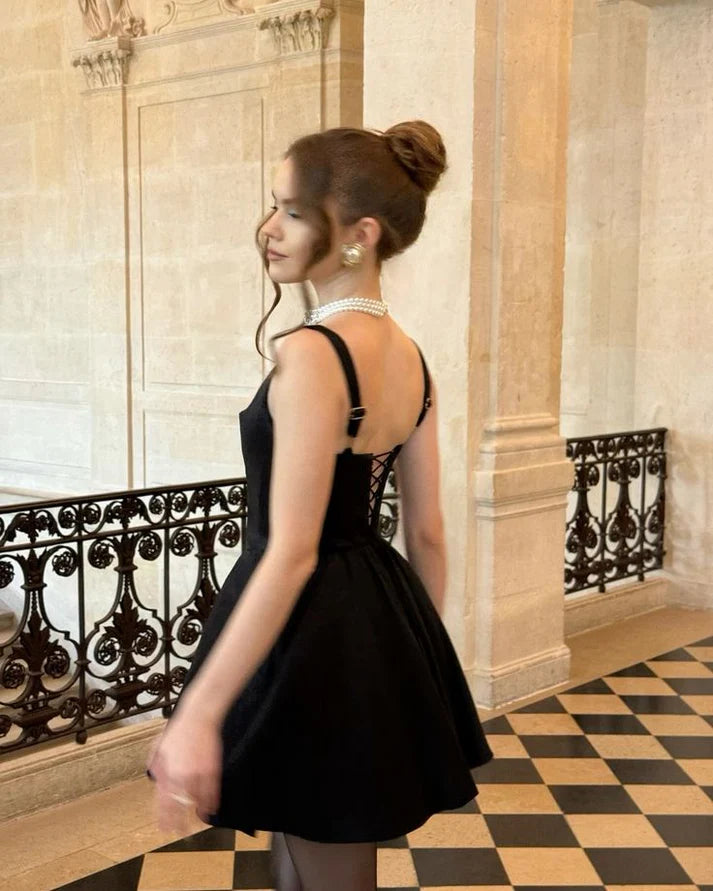 Luolandi Dress Black Square Neck Mini Homecoming Dress Short Simple Evening Party Dress