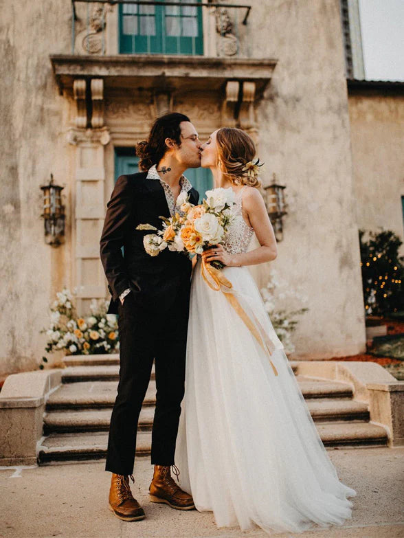 Luolandi Tulle V-neck Neckline A-line Wedding Dresses With Pearls Floor Length Sexy