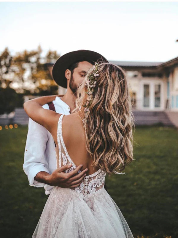 Luolandi Marvelous Backless V-neck A-line Wedding Dresses Appliques Tulle Bridal Gowns Sexy