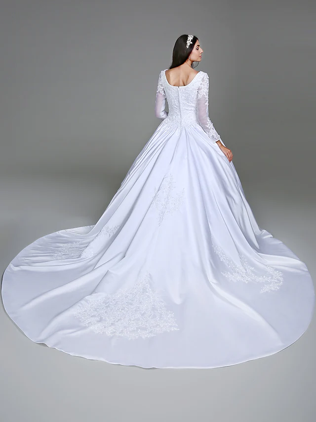 Luolandi Ball Gown Wedding Dresses Scoop Neck Satin Long Sleeve Simple Vintage See-Through with Beading