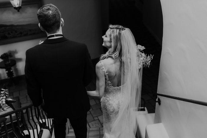 Luolandi Sheath Sleeveless Open Back Mermaid Lace V Neck Beading Sweep Train Wedding Dress Beautiful