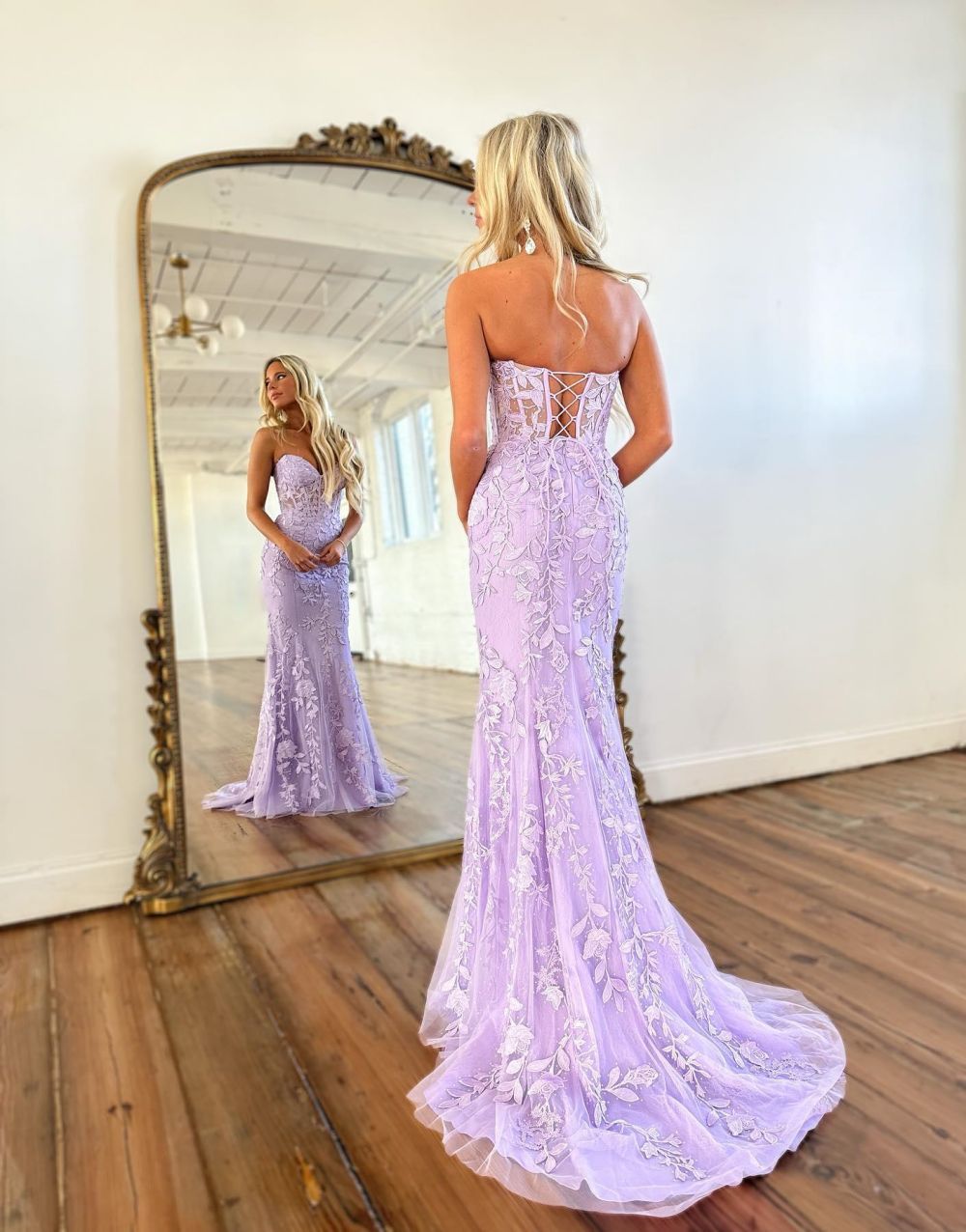 Luolandi Lilac Mermaid Corset Back Long Prom Dress With Appliques