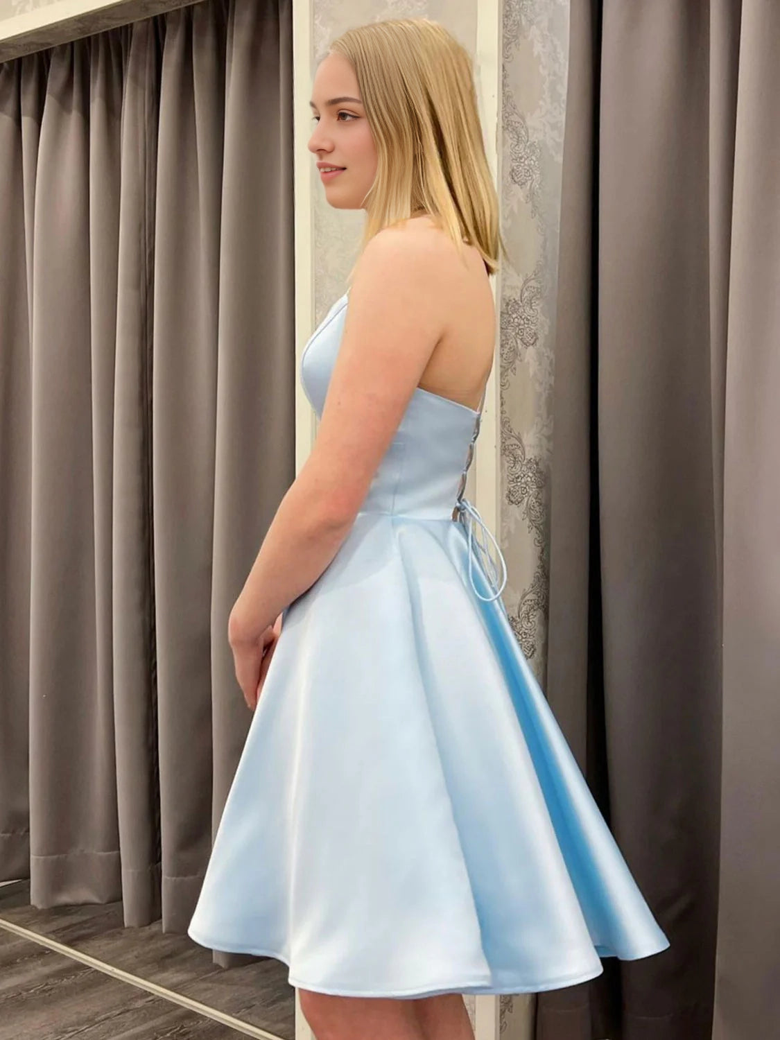 Luolandi Lovely A Line Spaghetti Straps Blue Satin leeveless Short Homecoming Dresses Simple Graduation Party Dress