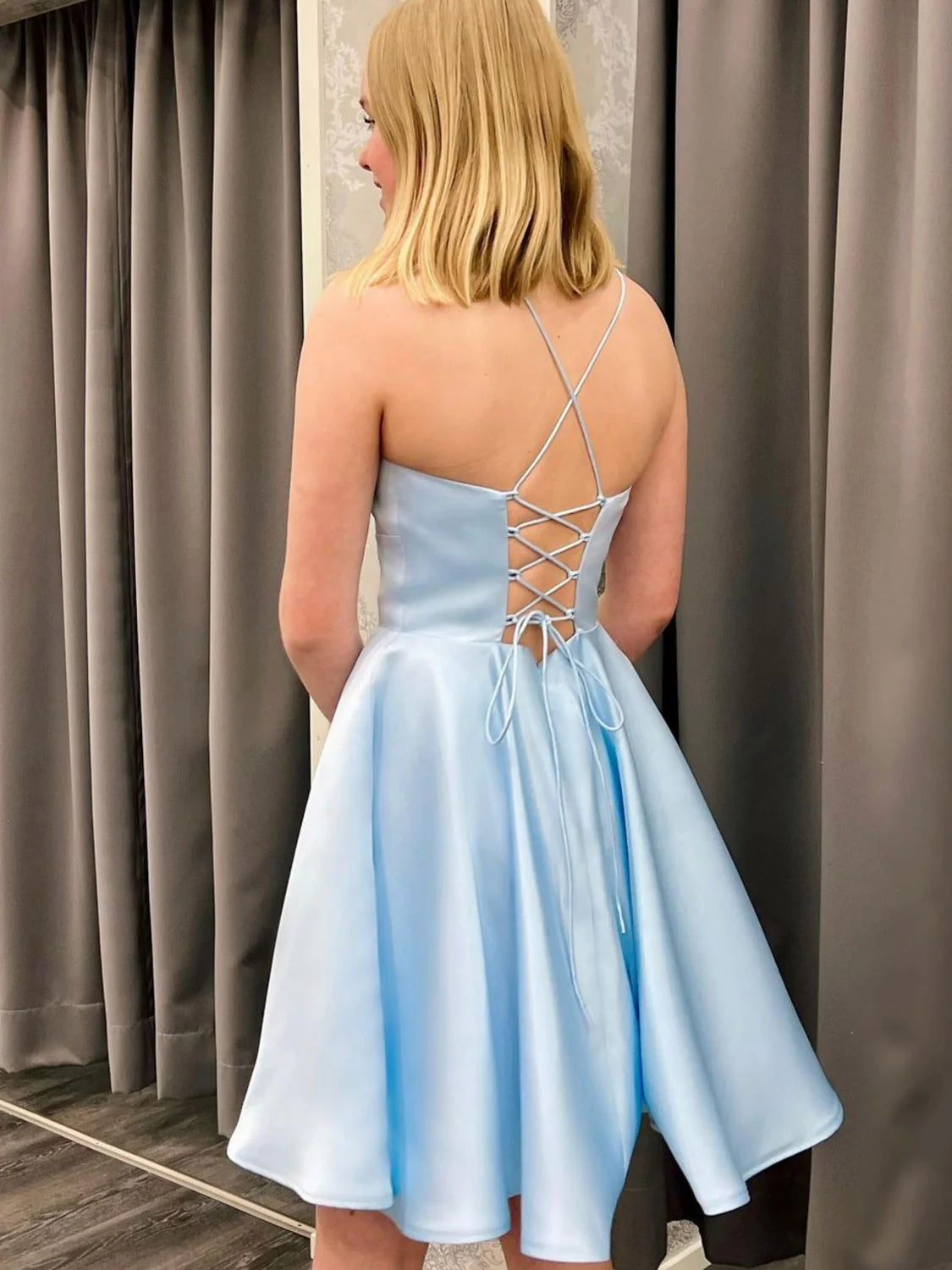 Luolandi Lovely A Line Spaghetti Straps Blue Satin leeveless Short Homecoming Dresses Simple Graduation Party Dress