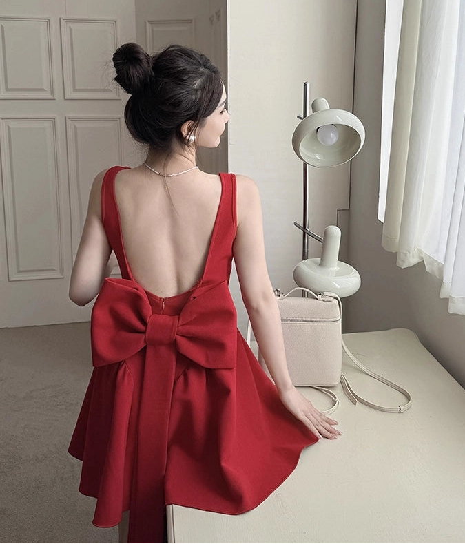 Luolandi Lovely Square Neck A Line Sleeveless Summer Short Homecoming Dress With Bow