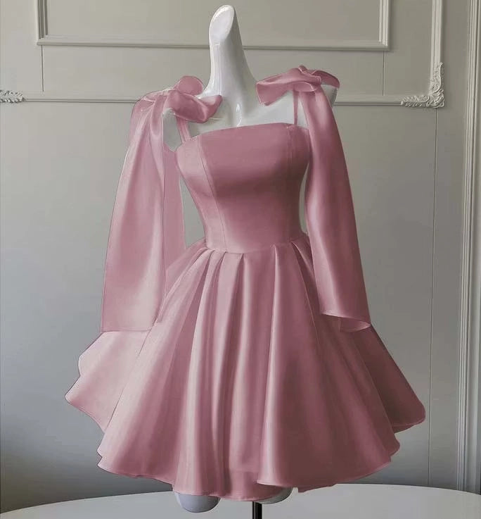 Luolandi Lovely Straps A Line Short Homecoming Dresses Cute Sleeveless Summer Birthday Party Dress