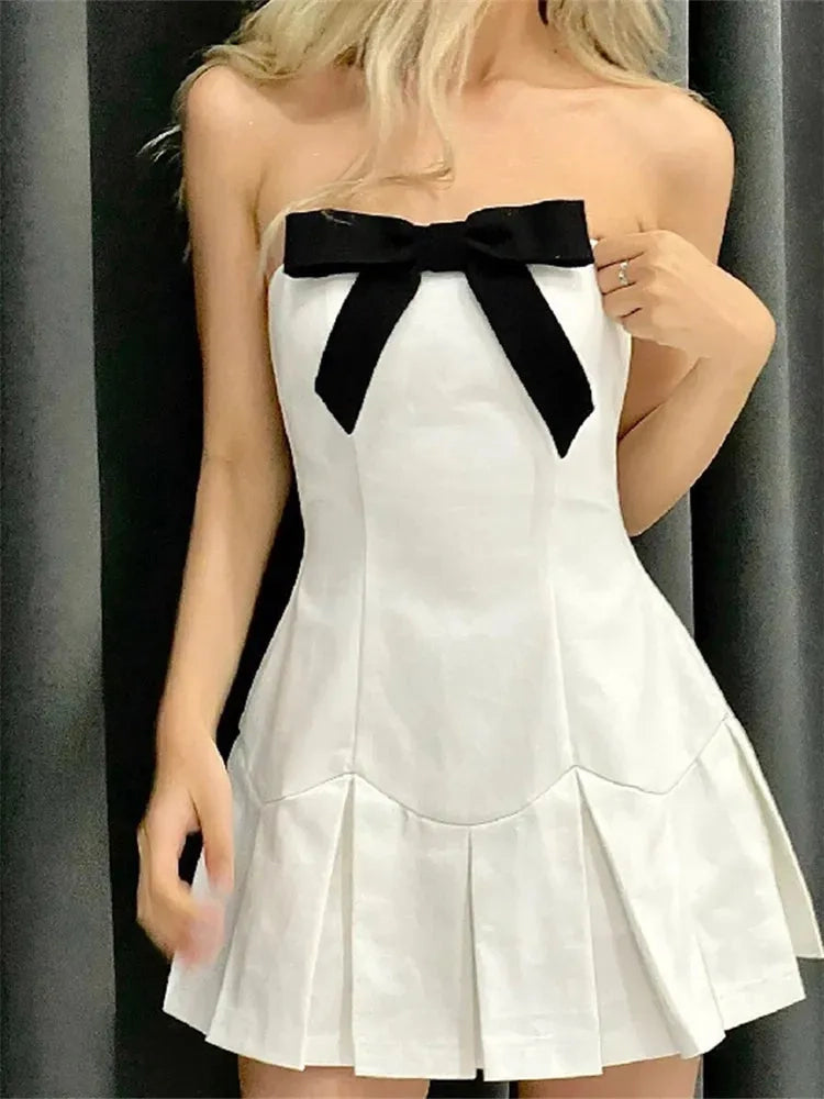 Luolandi Cute A-Line Strapless Sleeveless Bowknot Pleated Short Party Homecoming Dress for Girls