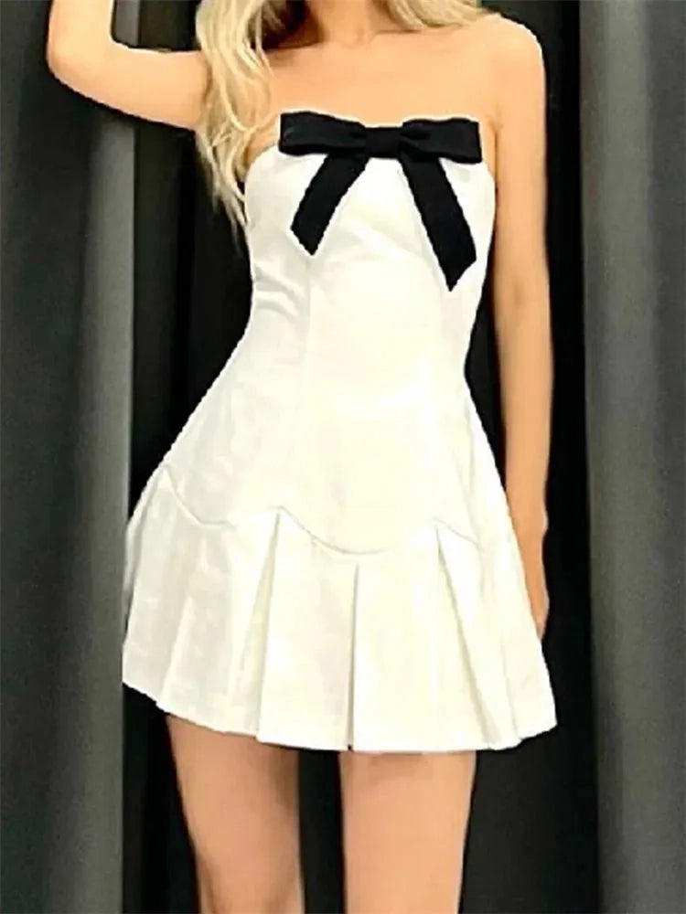 Luolandi Cute A-Line Strapless Sleeveless Bowknot Pleated Short Party Homecoming Dress for Girls