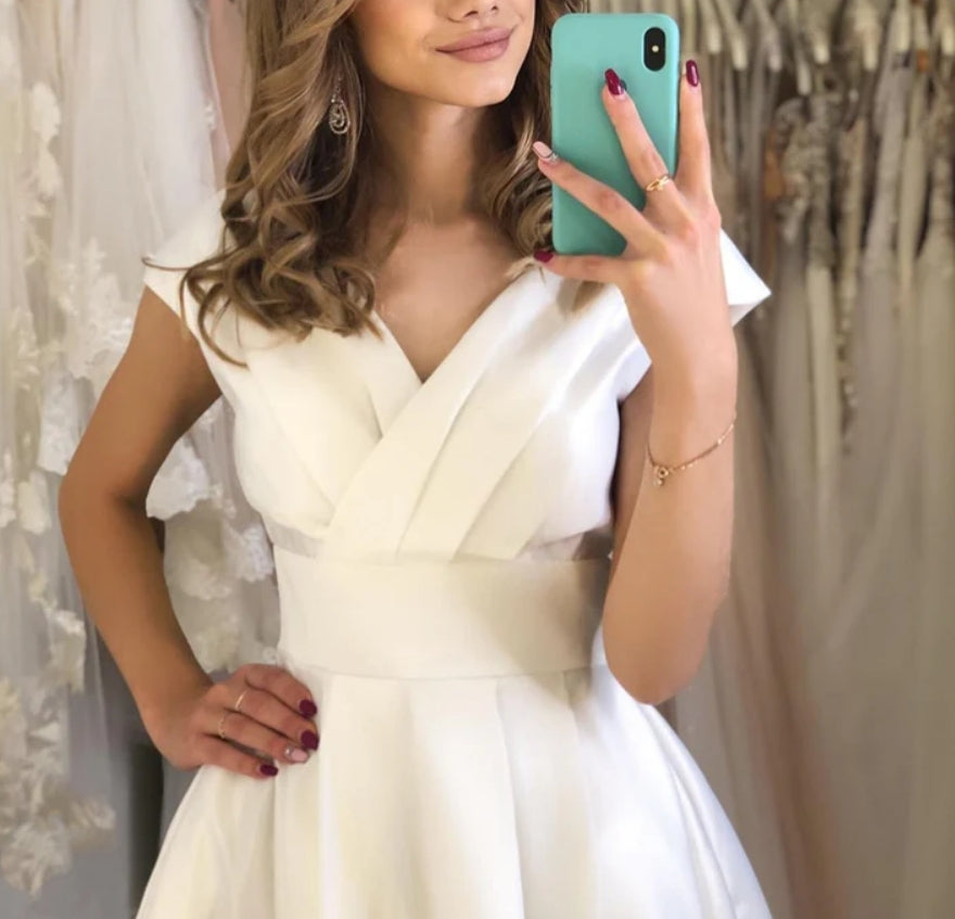 Luolandi Capped Sleeves Wedding Dresses V Neck Ruched Side Split Long Bridal Gowns Sexy Evening Dress