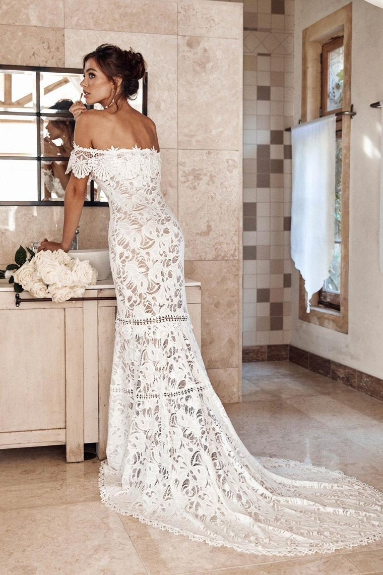 Luolandi Elegant Off Shoulder Ivory Mermaid Lace Beach Wedding Dresses Sexy