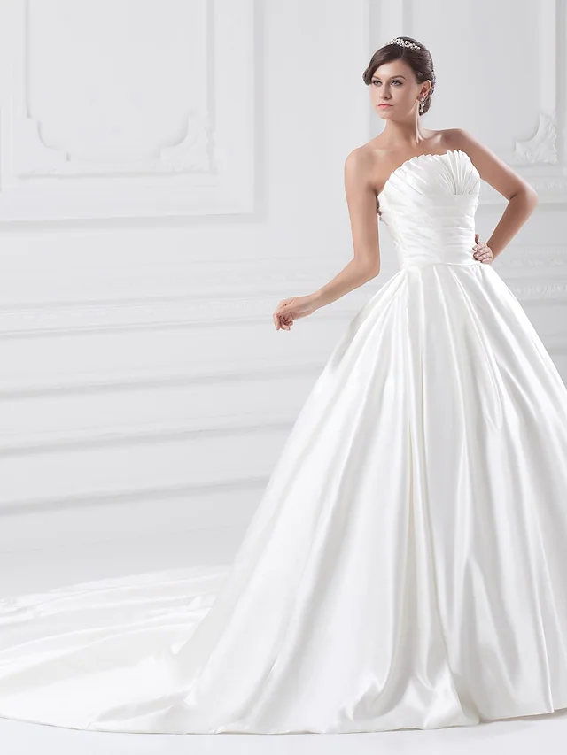 Luolandi Ball Gown Wedding Dresses Strapless Court Train Satin Strapless Plus Size with Ruched