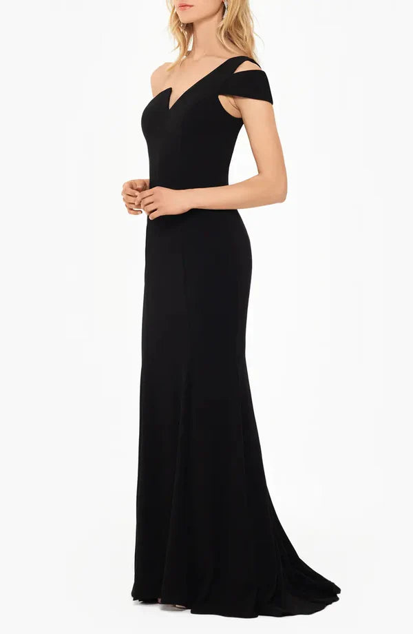 Luolandi Noble V-neck with thin shoulder straps off the shoulder tight corset and floor length evening dress Sexy