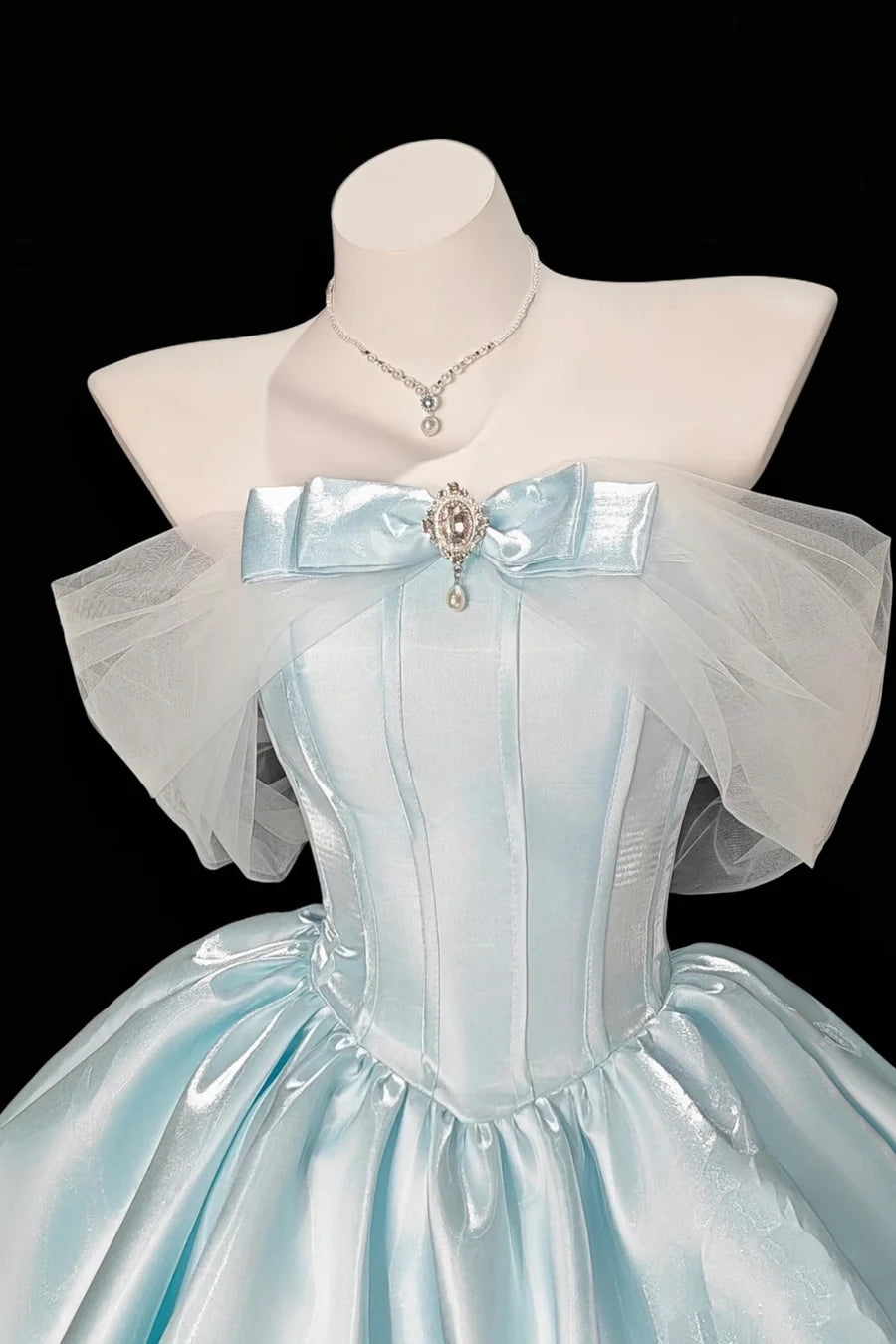 Luolandi Pretty Blue A Line Princess Off-the-Shoulder Short Party Prom Dress Cute Graduation Homecoming Dress