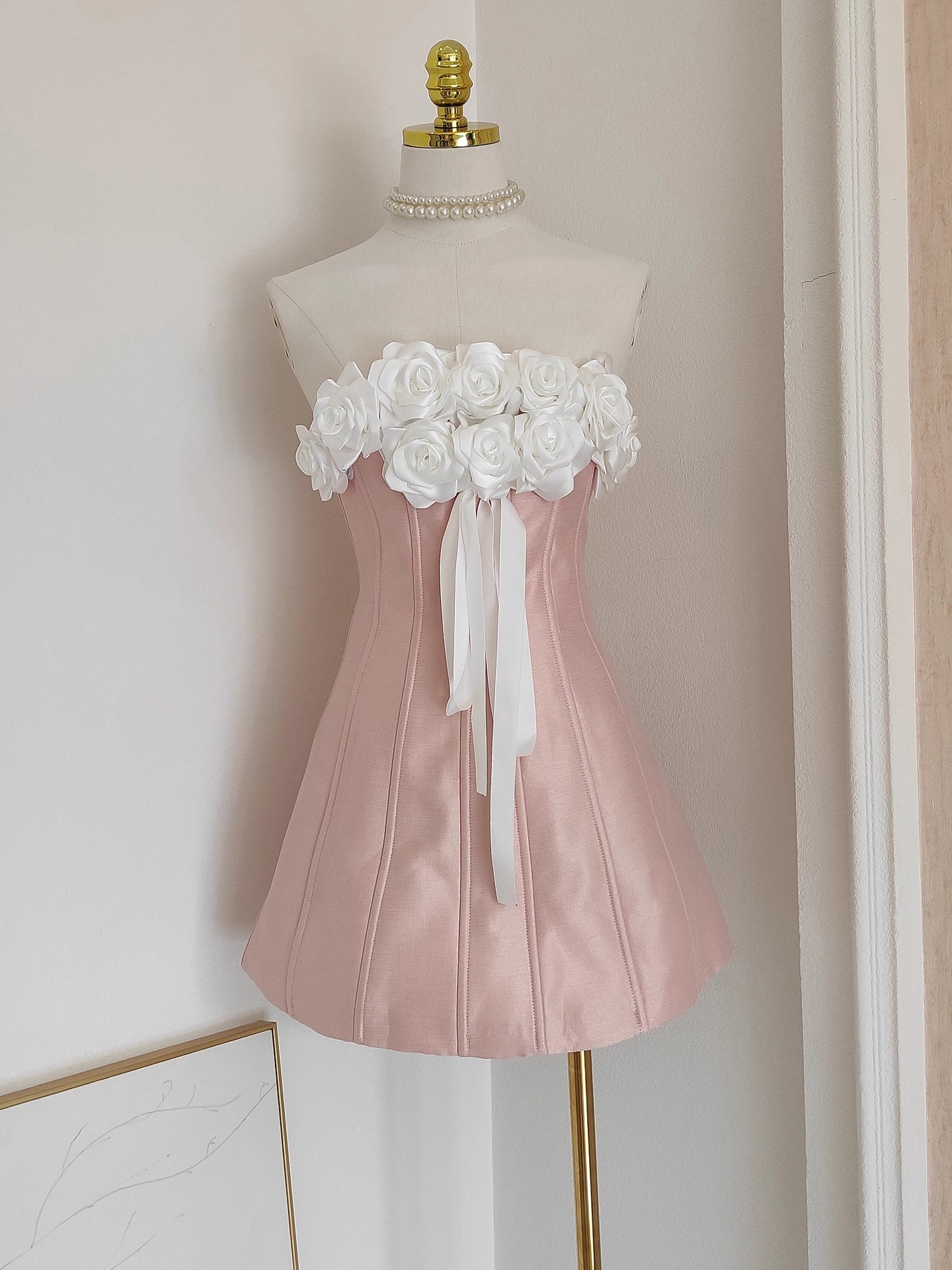 Luolandi Pretty Strapless A-Line Lace Up Back Short Homecoming Dresses Charming Birthday Party Dress With 3D Flowers