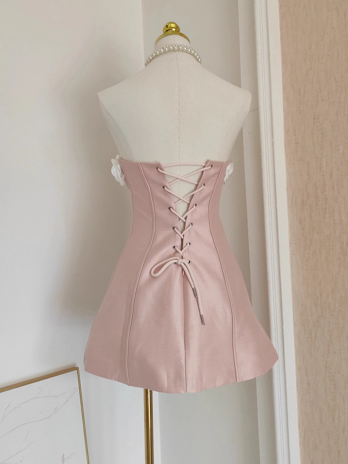 Luolandi Pretty Strapless A-Line Lace Up Back Short Homecoming Dresses Charming Birthday Party Dress With 3D Flowers