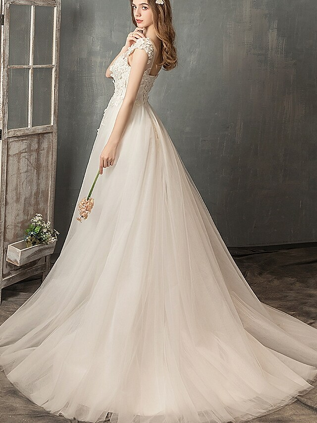 Luolandi Princess A-Line Wedding Dresses Jewel Neck Lace Tulle Cap Sleeve Country Romantic with Pleats