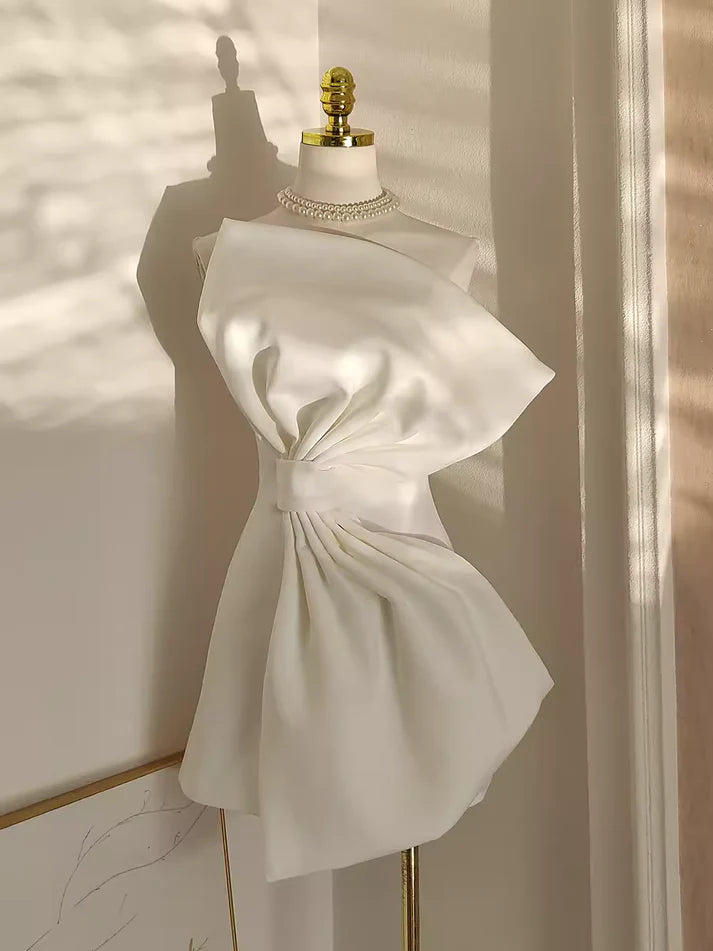 Luolandi Cute A line Strapless Short Prom Dress With Bow Charming Homecoming Dress Lovely Graduation Dress Chic Birthday Party Dress