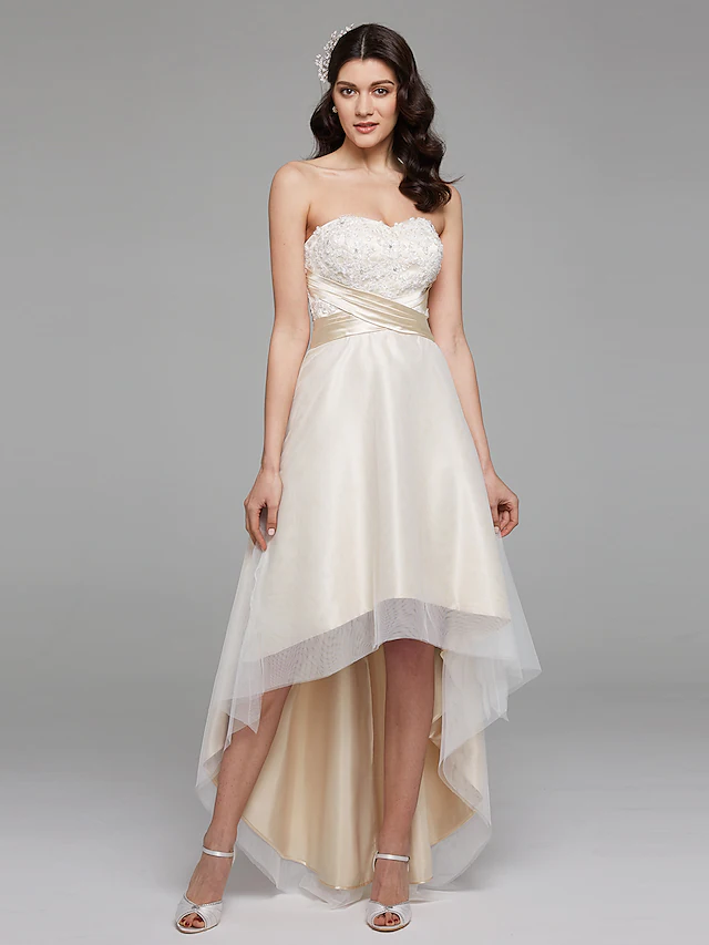Luolandi A-Line Wedding Dresses Sweetheart Neckline Strapless Simple Plus Size with Appliques