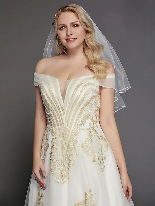 Luolandi Princess Wedding Dresses Off Shoulder Chapel Train Lace Tulle Cap Sleeve Glamorous Illusion Detail