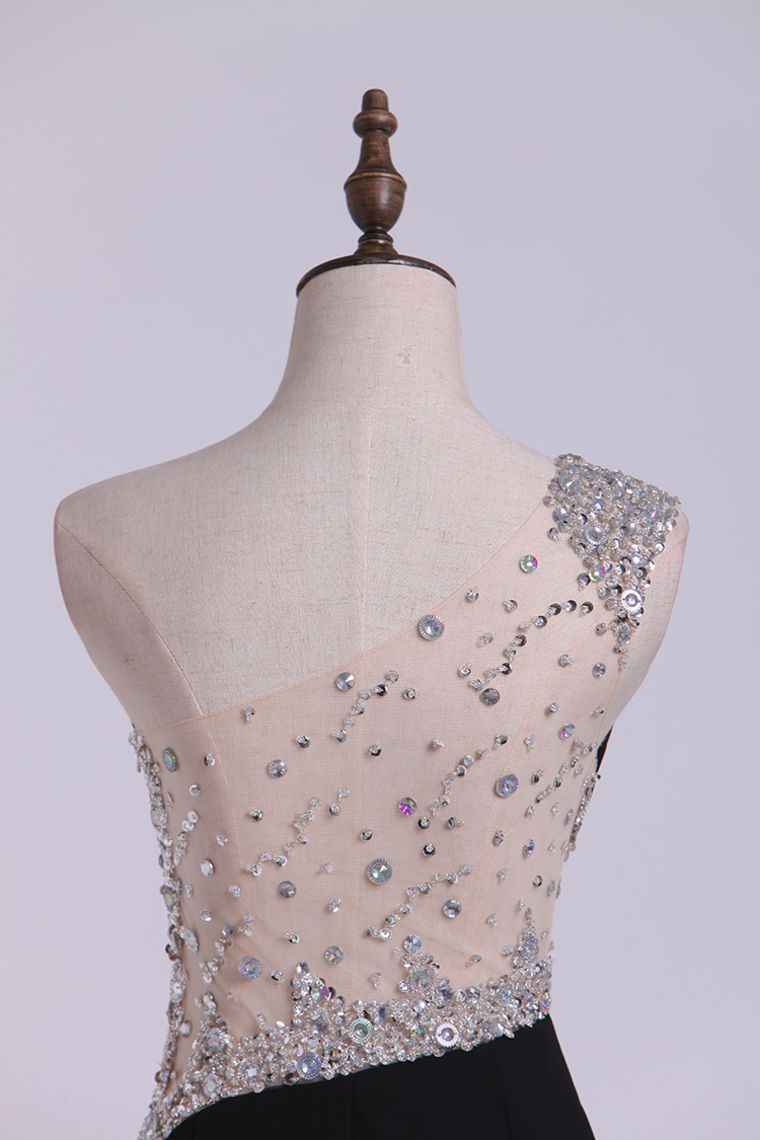 Luolandi Sexy Homecoming Dresses Sheath Short/Mini One Shoulder Beaded With Elegant Sheer Back Sparkly