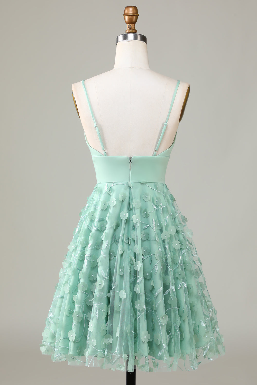 Luolandi Sexy Lace Spaghetti V Neck Straps Short Homecoming Dress Short Prom Dresses Beautiful